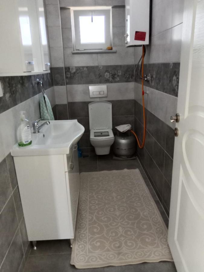 Cetin Apart Aparthotel Ezine Exterior photo